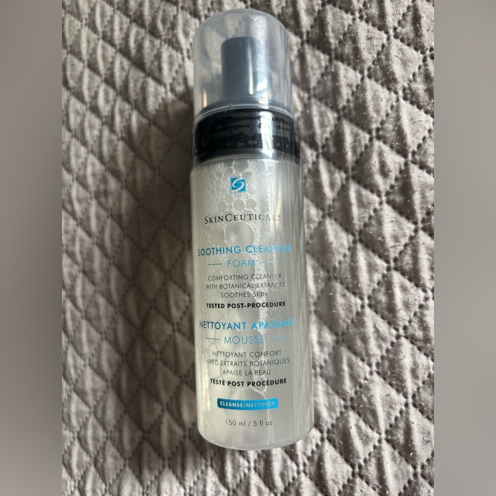 NEW Skinceuticals Soothing Foaming Cleanser